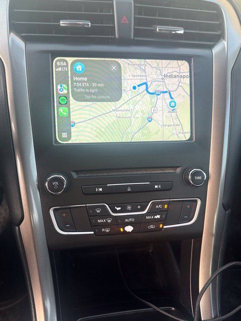 Used 2017 Ford Fusion SE w/ Fusion SE Technology Package FWD image 21