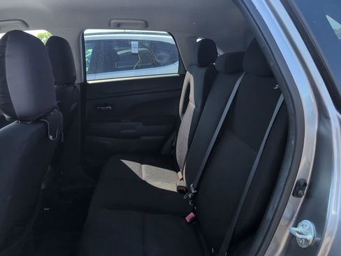 Used 2011 Mitsubishi Outlander Sport ES FWD image 4