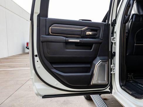 Used 2021 RAM 3500 Limited image 39