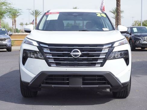 Certified 2024 Nissan Rogue SV image 5