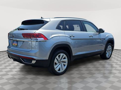 Used 2022 Volkswagen Atlas Cross Sport SE AWD/4WD image 5