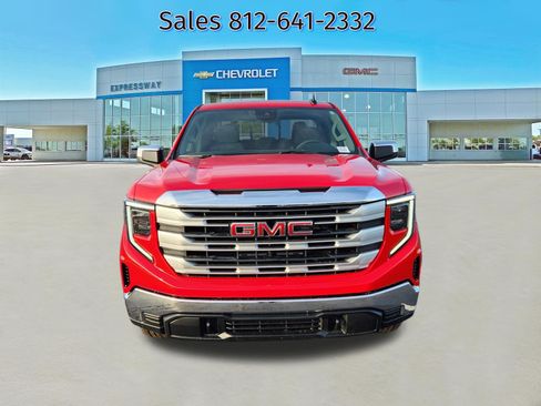 New 2026 GMC Sierra 1500 SLE w/ Preferred Package image 2