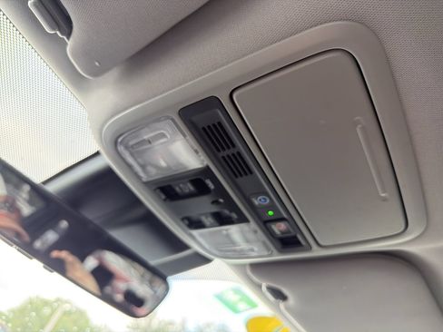 Used 2020 Honda Odyssey Elite image 35