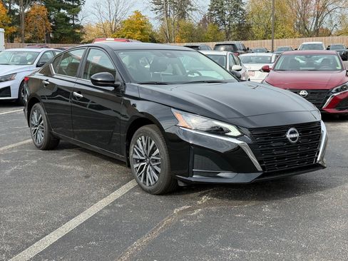 New 2025 Nissan Altima 2.5 SV w/ SV Premium Package image 6