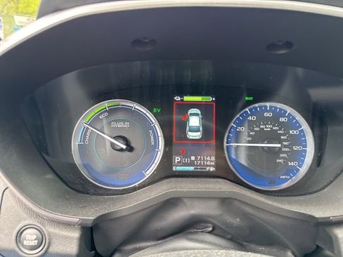 Used 2023 Subaru Crosstrek Hybrid w/ Moonroof Package w/Navigation AWD/4WD image 5
