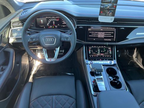 New 2025 Audi SQ8 Prestige image 17
