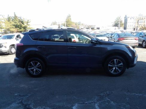 Used 2016 Toyota RAV4 XLE image 5