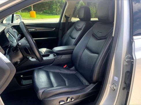 Used 2019 Cadillac XT5 Premium Luxury AWD/4WD image 23
