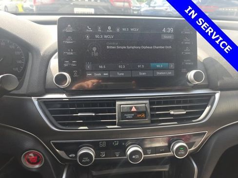 Used 2022 Honda Accord LX image 5