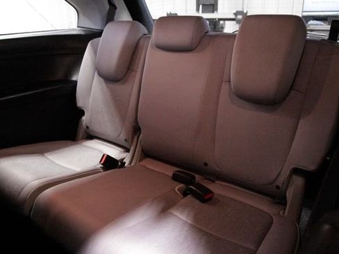 Certified 2024 Honda Odyssey EX image 20