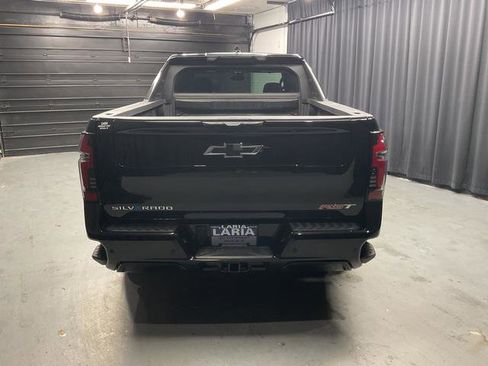 Used 2024 Chevrolet Silverado EV RST AWD/4WD image 6