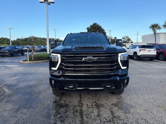 New 2026 Chevrolet Silverado 2500 High Country w/ Midnight Edition AWD/4WD image 17