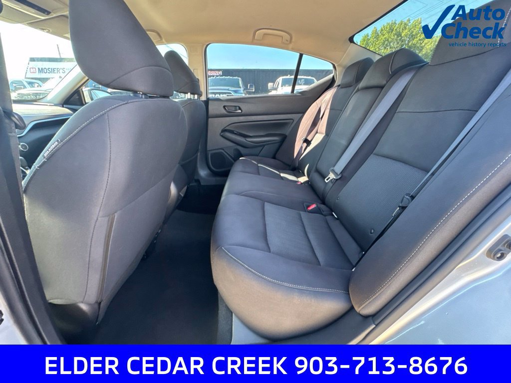 Used 2023 Nissan Altima 2.5 SV FWD image 17