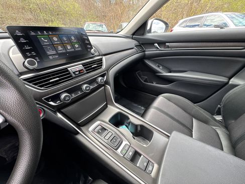 Used 2019 Honda Accord EX image 23
