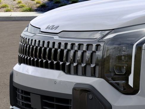 New 2026 Kia Sportage X-Line w/ X-Line Premium Package AWD/4WD image 12