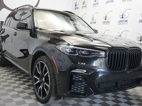 Used 2022 BMW X7 xDrive40i w/ M Sport Package image 4
