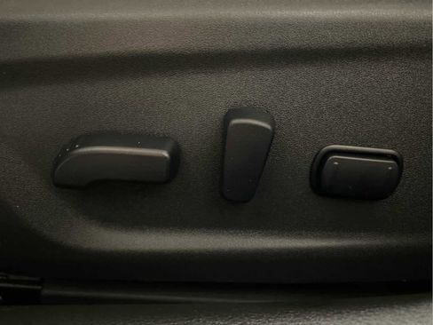 Used 2020 Nissan Altima 2.5 SR w/ Premium Package image 11