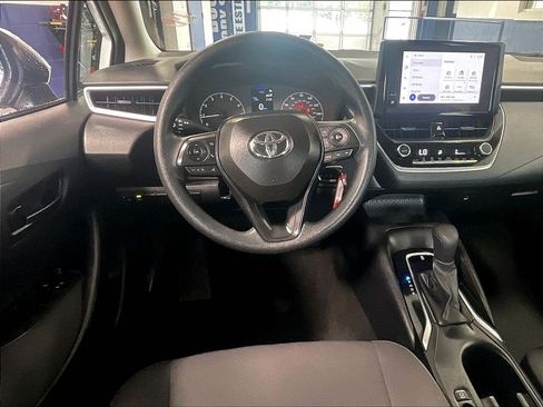 Certified 2025 Toyota Corolla LE FWD image 17