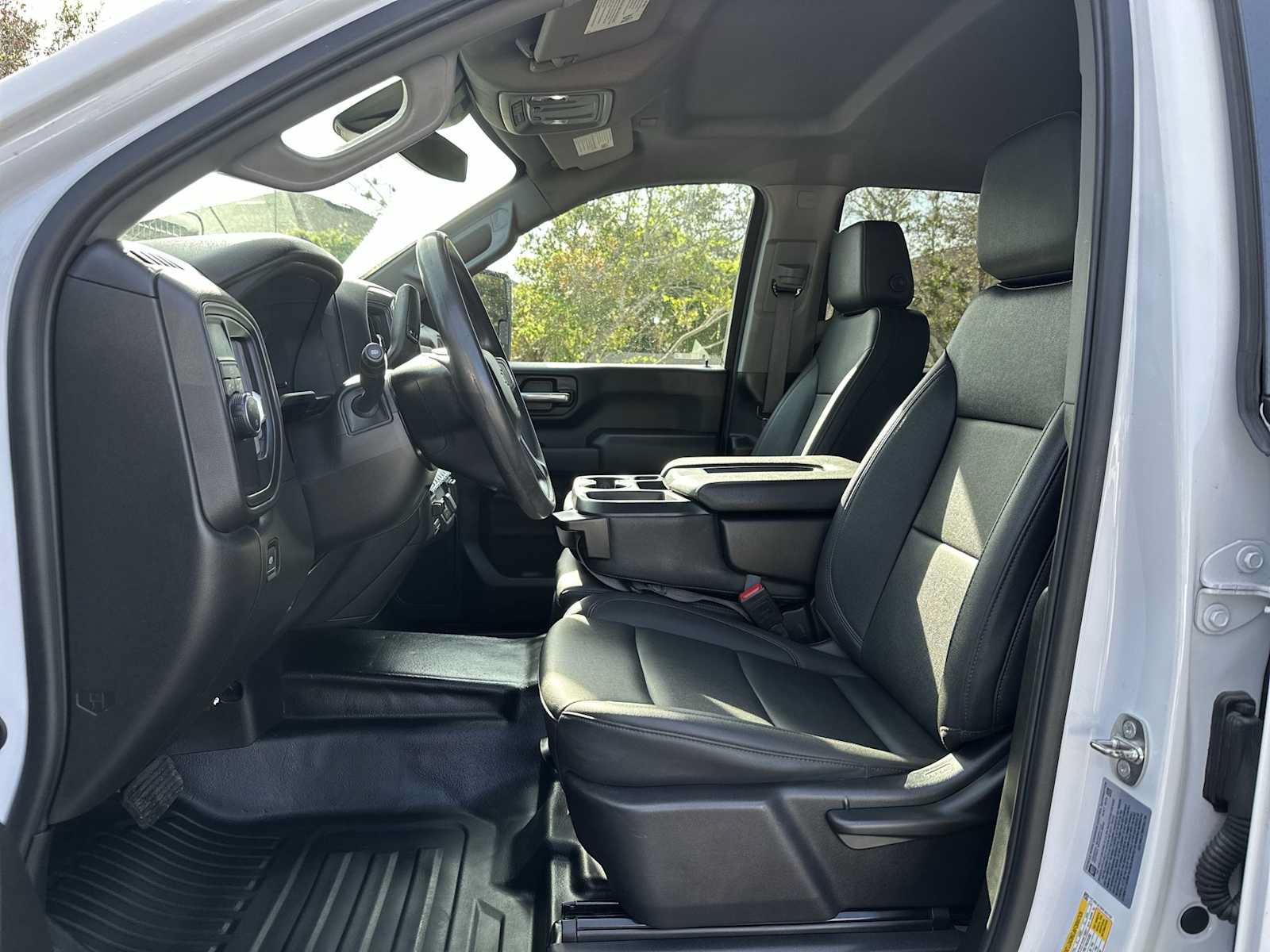 Certified 2024 Chevrolet Silverado 2500 W/T w/ WT Convenience Package RWD image 2
