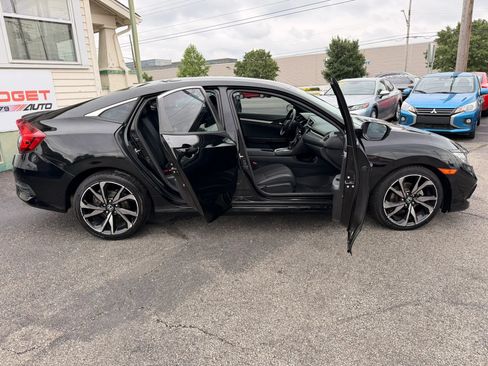 Used 2019 Honda Civic Sport image 19