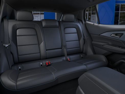 New 2025 Chevrolet Equinox EV LT image 41