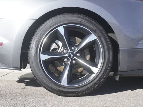 Used 2022 Ford Mustang Coupe image 28