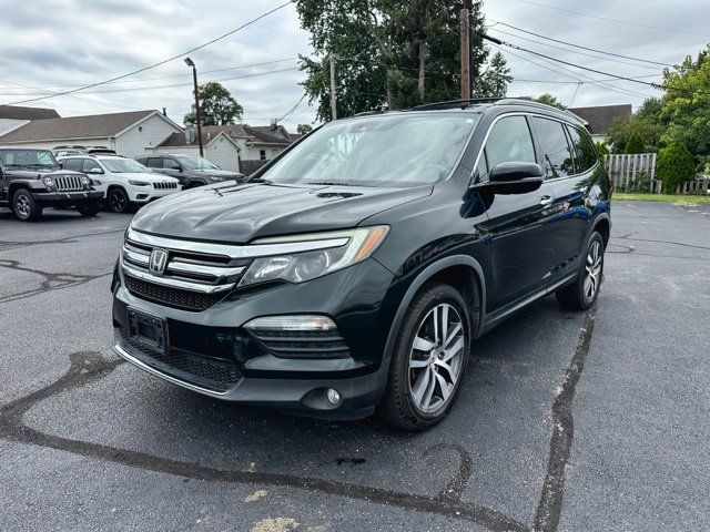 Used 2017 Honda Pilot Touring image 3