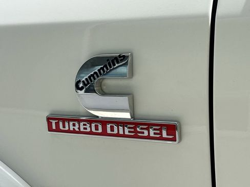 New 2026 RAM 2500 Limited AWD/4WD image 10