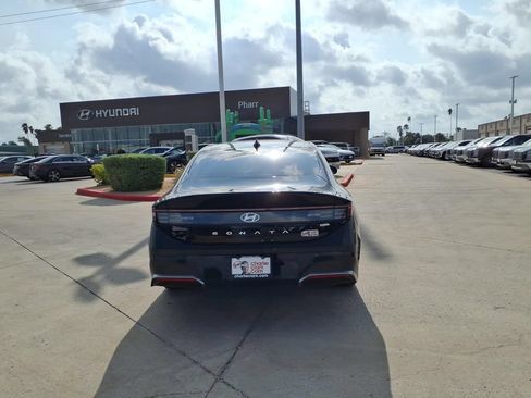Used 2026 Hyundai Sonata SEL FWD image 4