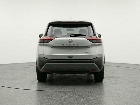Used 2025 Nissan Rogue SV FWD image 7