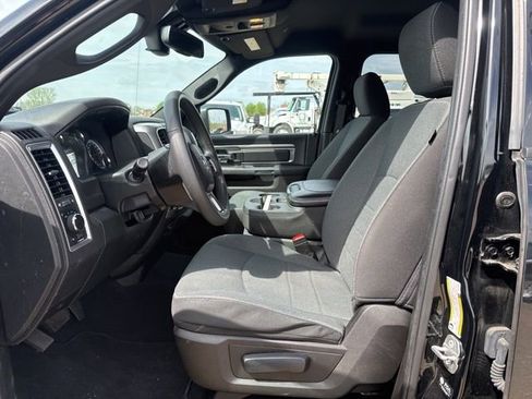 Used 2022 RAM 1500 Classic Warlock w/ Electronics Group image 10