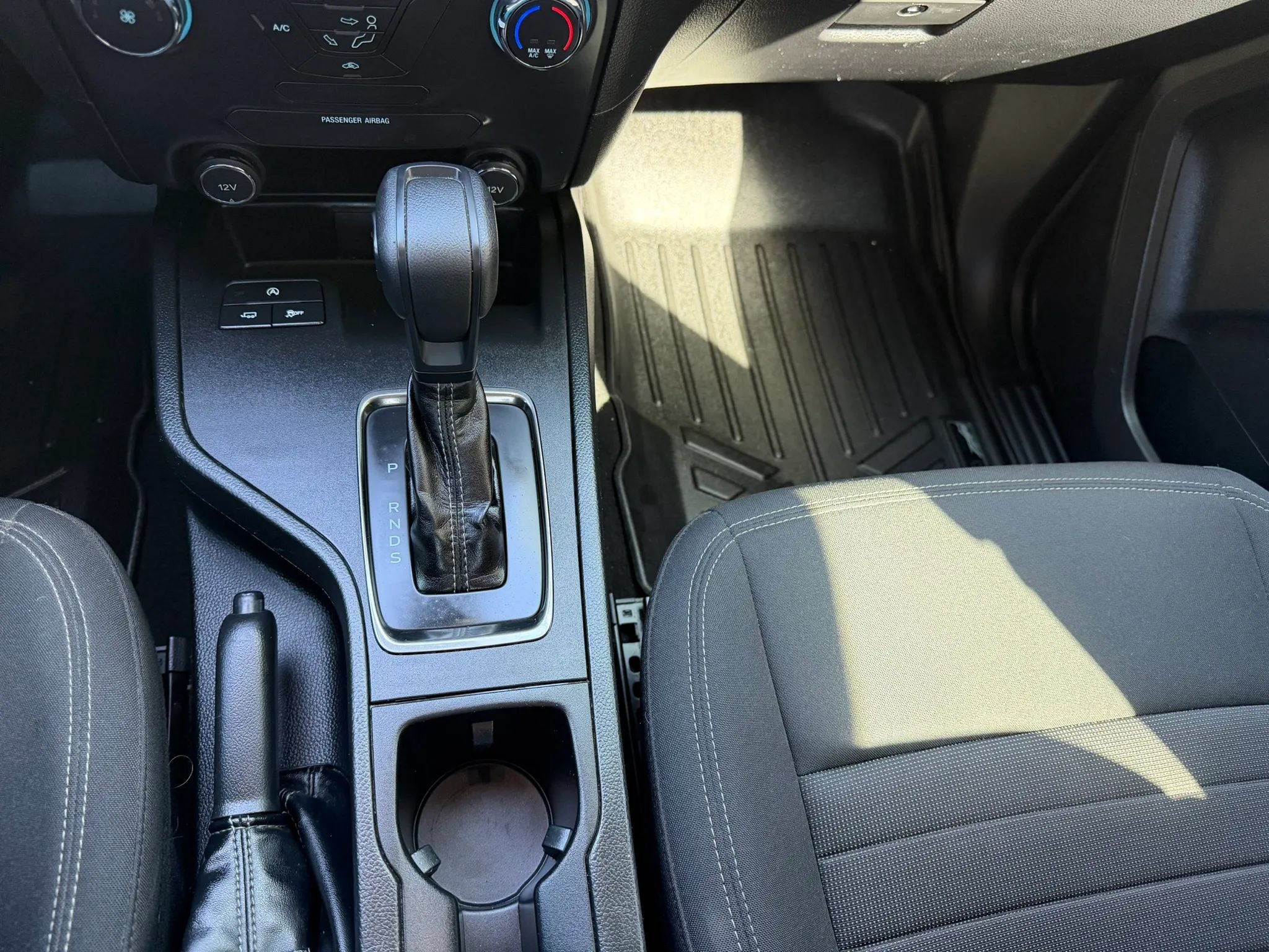 Used 2019 Ford Ranger XL w/ Equipment Group 101A Mid RWD image 15