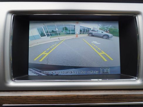 Used 2013 Jaguar XF 3.0 RWD image 22