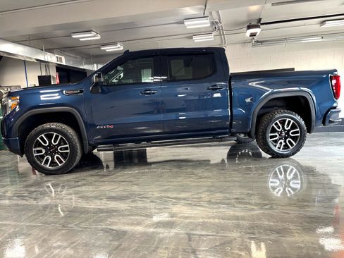 Used 2019 GMC Sierra 1500 AT4 w/ AT4 Premium Package image 5