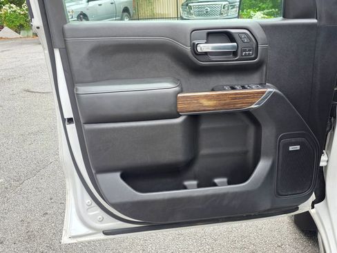 Used 2019 Chevrolet Silverado 1500 High Country image 29