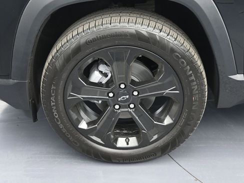 New 2026 Chevrolet Equinox LT w/ Midnight Edition AWD/4WD image 17