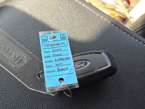Used 2024 Ford Expedition XLT image 34