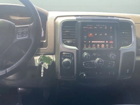 Used 2017 RAM 1500 Big Horn RWD image 11