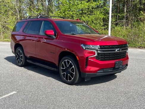 Used 2022 Chevrolet Tahoe RST AWD/4WD image 2
