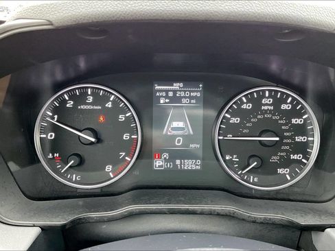 Used 2025 Subaru Crosstrek 2.5i Premium AWD/4WD image 23