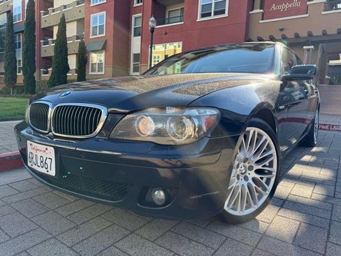 Used 2007 BMW 750i RWD image 11