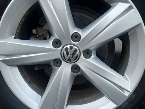 Used 2012 Volkswagen Passat TDI SE FWD image 41
