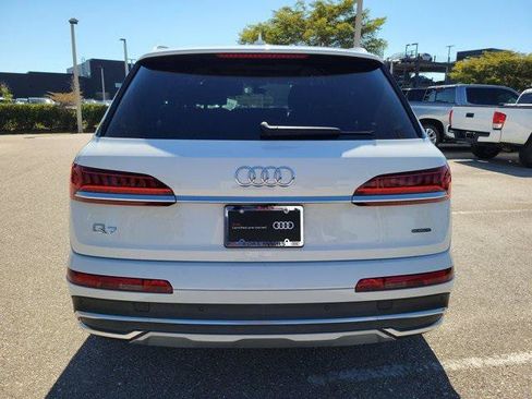 Used 2023 Audi Q7 3.0T Premium Plus w/ Premium Plus Package AWD/4WD image 6
