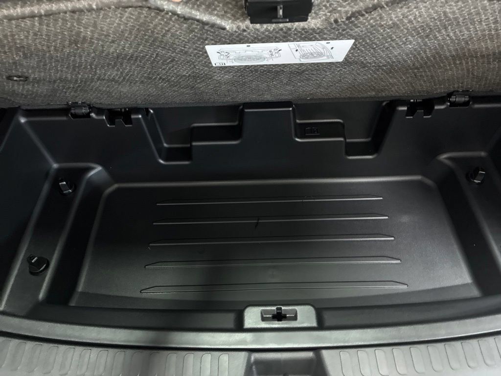 New 2027 GMC Acadia Elevation w/ Black Edition AWD/4WD image 14