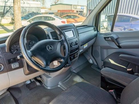 Used 2016 Mercedes-Benz Sprinter 3500 image 23