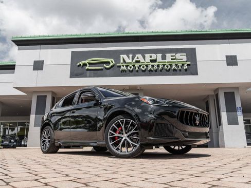 Used 2023 Maserati Grecale Trofeo AWD/4WD image 5