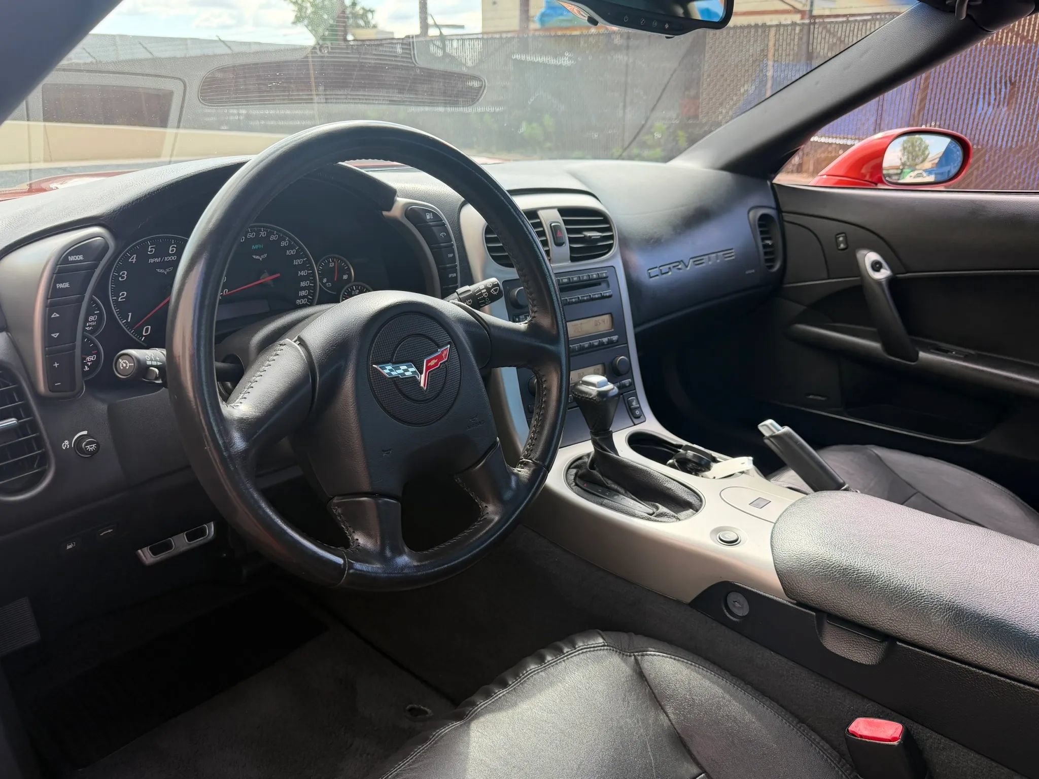 Used 2005 Chevrolet Corvette Coupe w/ Preferred Equipment Group RWD image 12