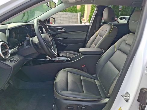 Certified 2025 Chevrolet Trax ACTIV w/ Driver Confidence Package FWD image 14