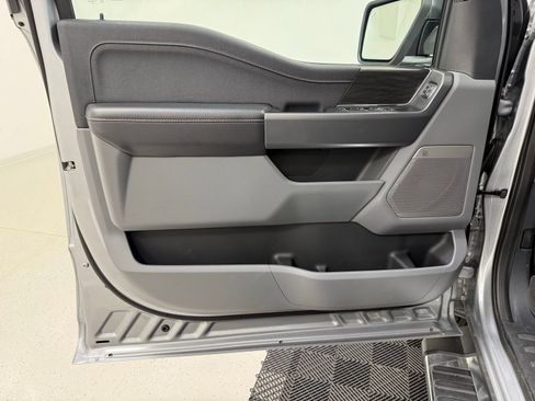 Used 2025 Ford F150 Lariat w/ Equipment Group 501A Mid AWD/4WD image 15