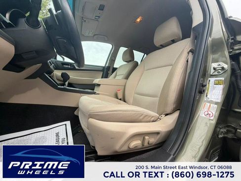 Used 2015 Subaru Outback 2.5i Premium AWD/4WD image 10